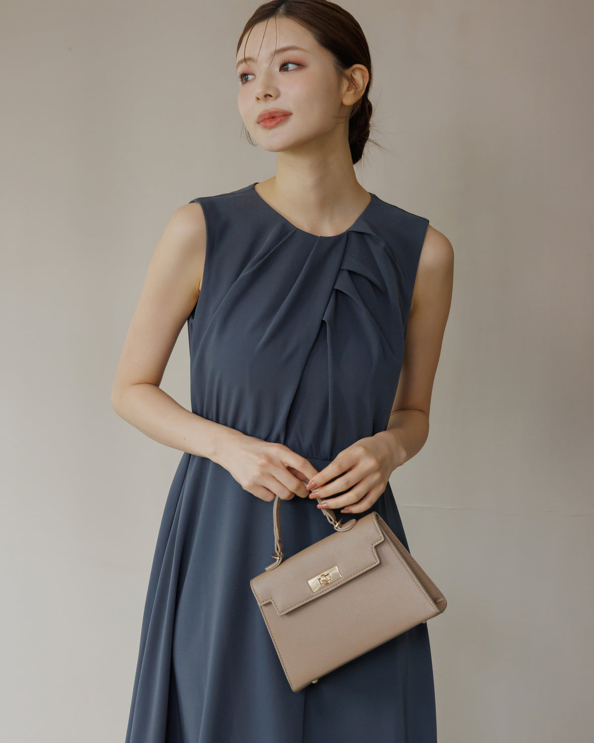 【SPECIAL10%OFF】フロントドレープフレアワンピース