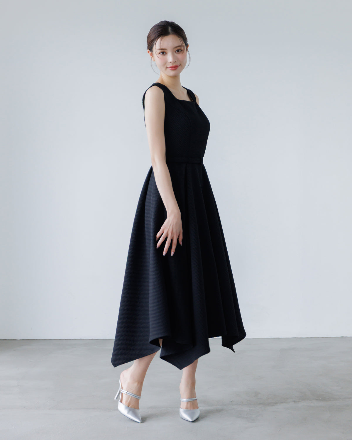ノースリーブジャガードアシンメトリーワンピース